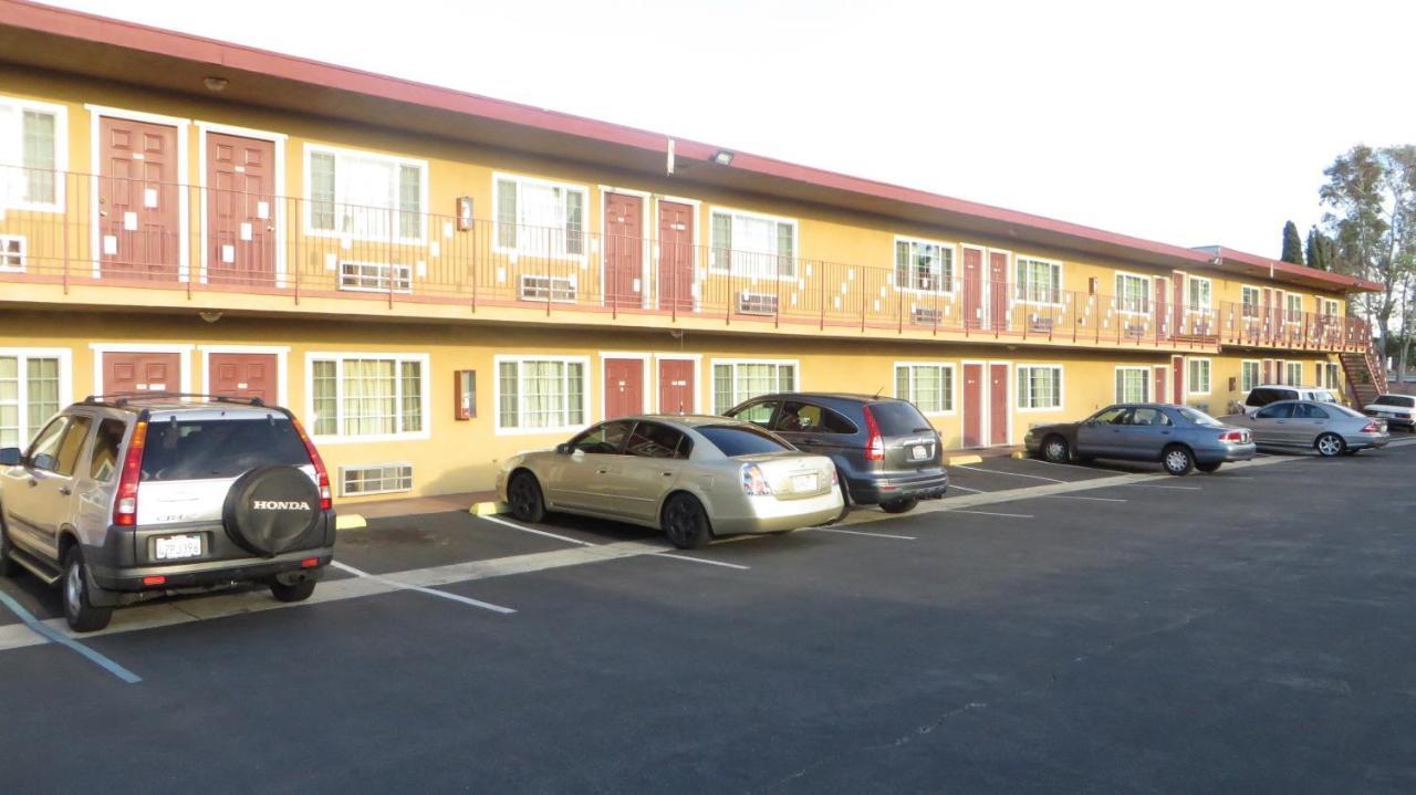 Cloud 9 Motel Cypress Eksteriør bilde